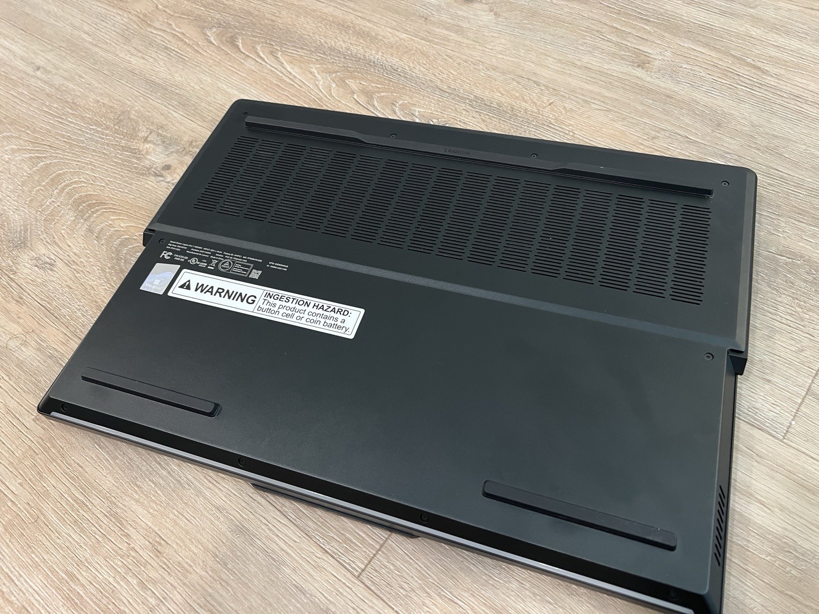Lenovo Legion Pro 7i Gen 9 Laptop 16″, I9-14900HX, RTX 4090, 64GB RAM, 2TB SSD