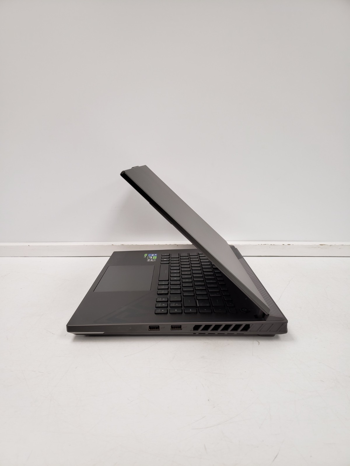 (9897995) Asus G614J Gaming Laptop