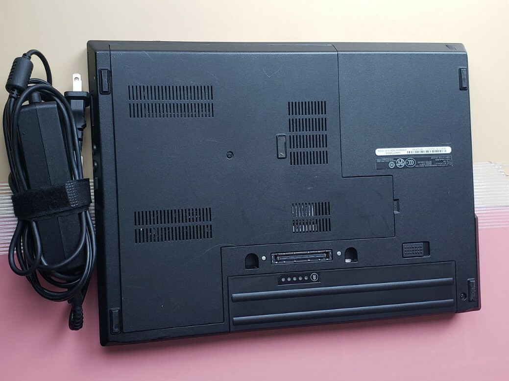 Dell Latitude E5410 Core i5 M560 14″ 2.67GHz 4GB RAM 128GB SSD 1440 x 900