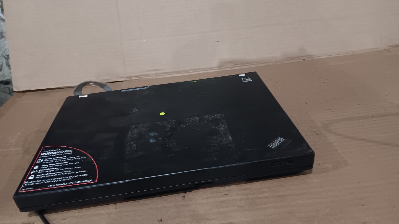 Lenovo ThinkPad R61 Laptop Intel C2D T7500 @ 2.20 GHz, 15.4″ LCD Screen 8932