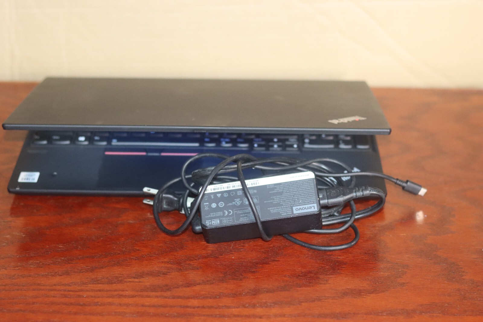Lenovo ThinkPad T15 Gen 1 1.6 GHz i5-10210U 16GB Ram 256GB SSD – Very Good