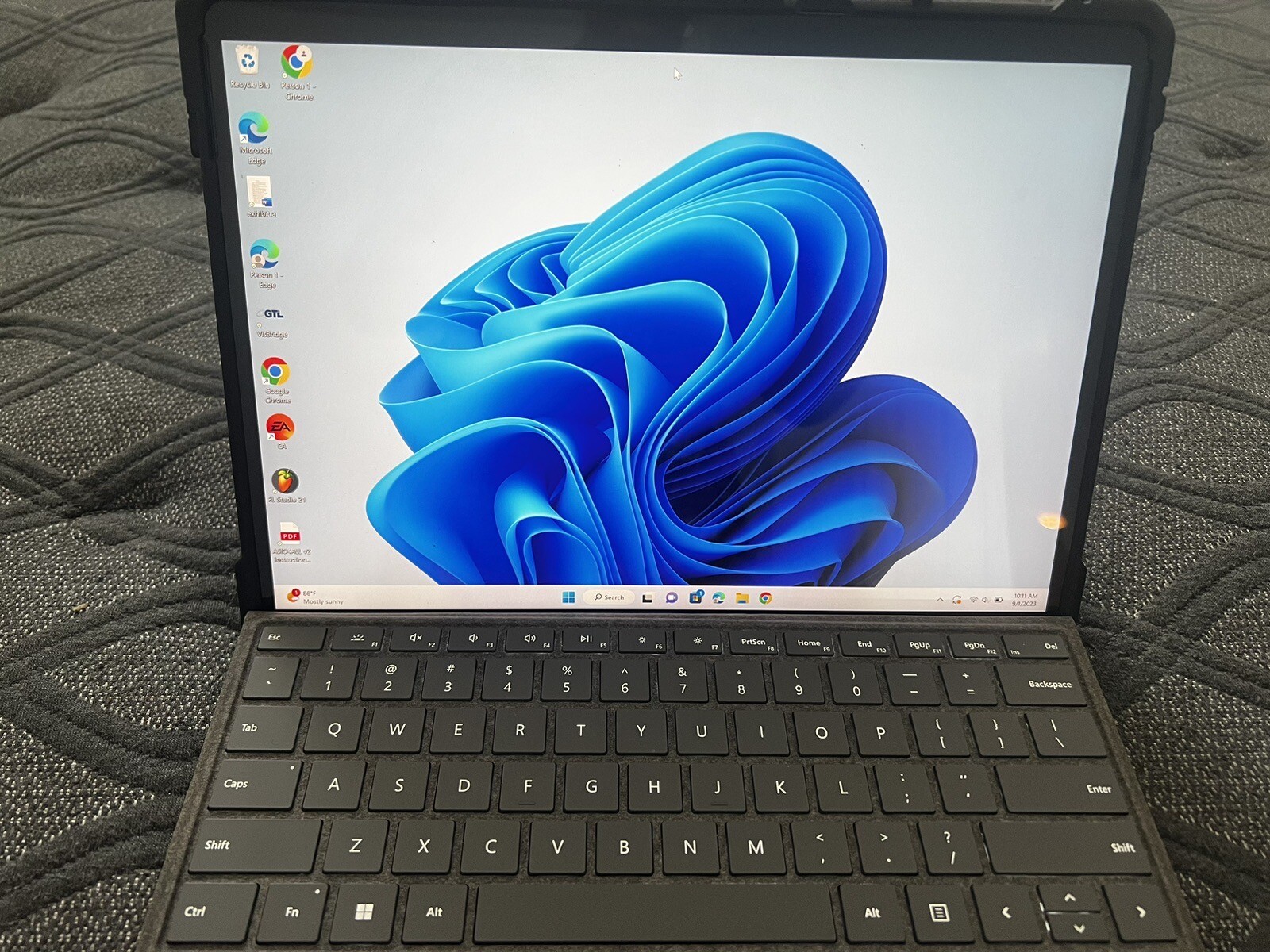 Microsoft Surface Pro 8 13″ (256GB SSD, Intel Core i5 11th Gen., 2.40 GHz, 8GB)