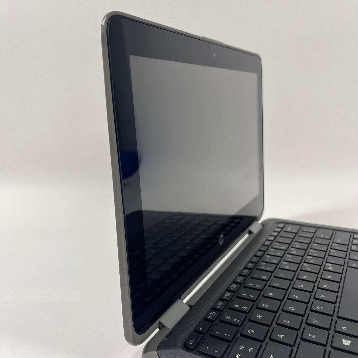 Broken HP ProBook x360 11 G4 EE 11.6″ i5-8200y 1.3GHz 8GB RAM 256GB SSD READ