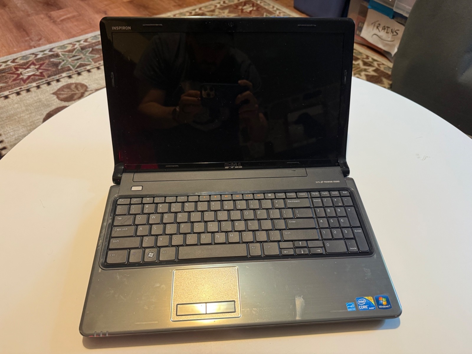 DELL INSPIRON 1564 – INTEL I3 – 4GB RAM – BROKEN SCREEN, NO HDD – FOR PARTS!