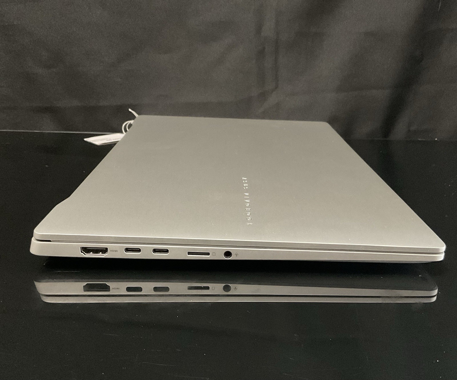 ASUS Vivobook S15 15.6″ 3K OLED Snapdragon X Elite X1E-78-100 16GB 1TB SSD W11H