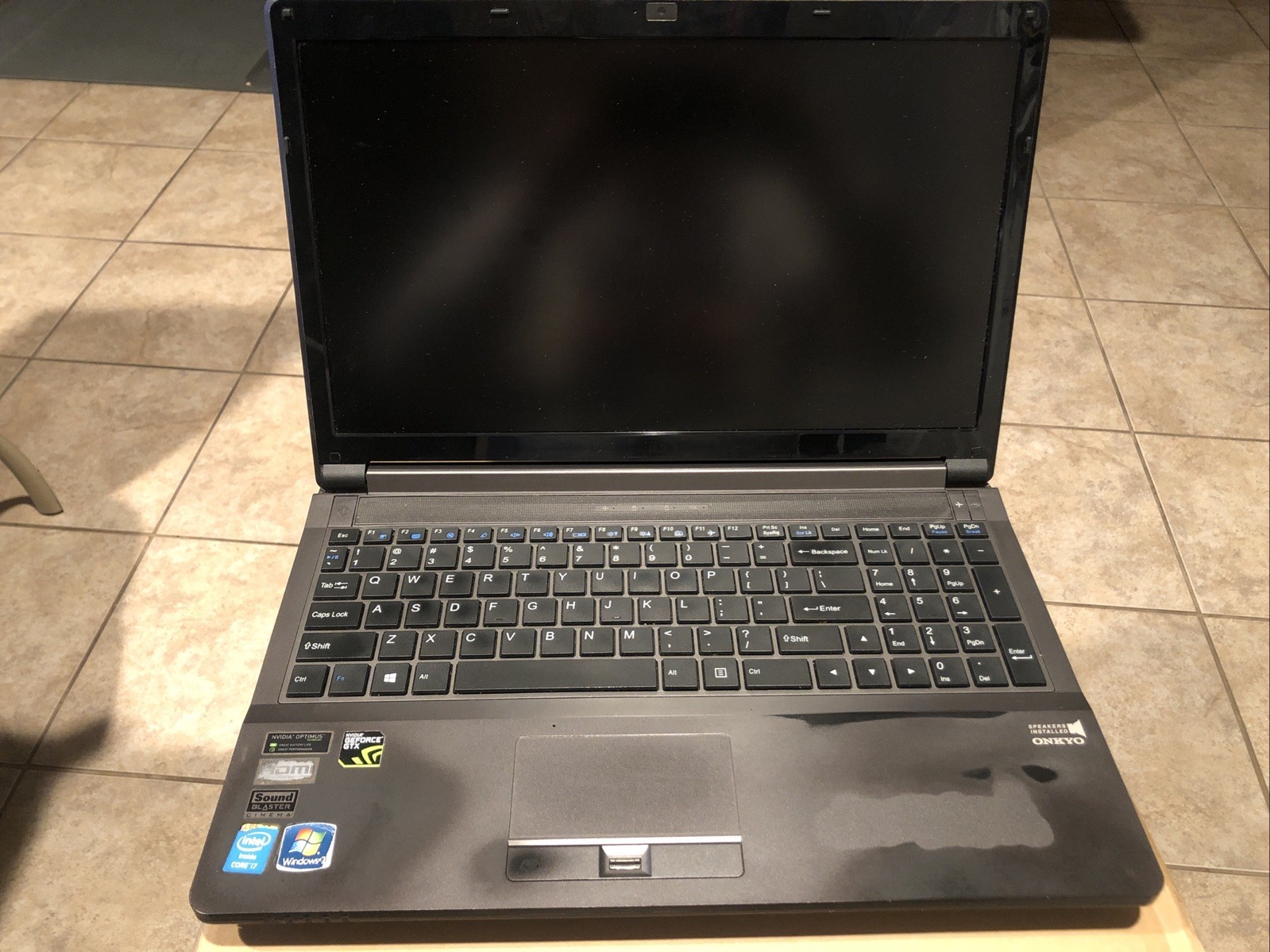 ibuypower gaming laptop Clevo W350STQ Intel i7-4700MQ 12GB RAM NVIDIA 480GB Win