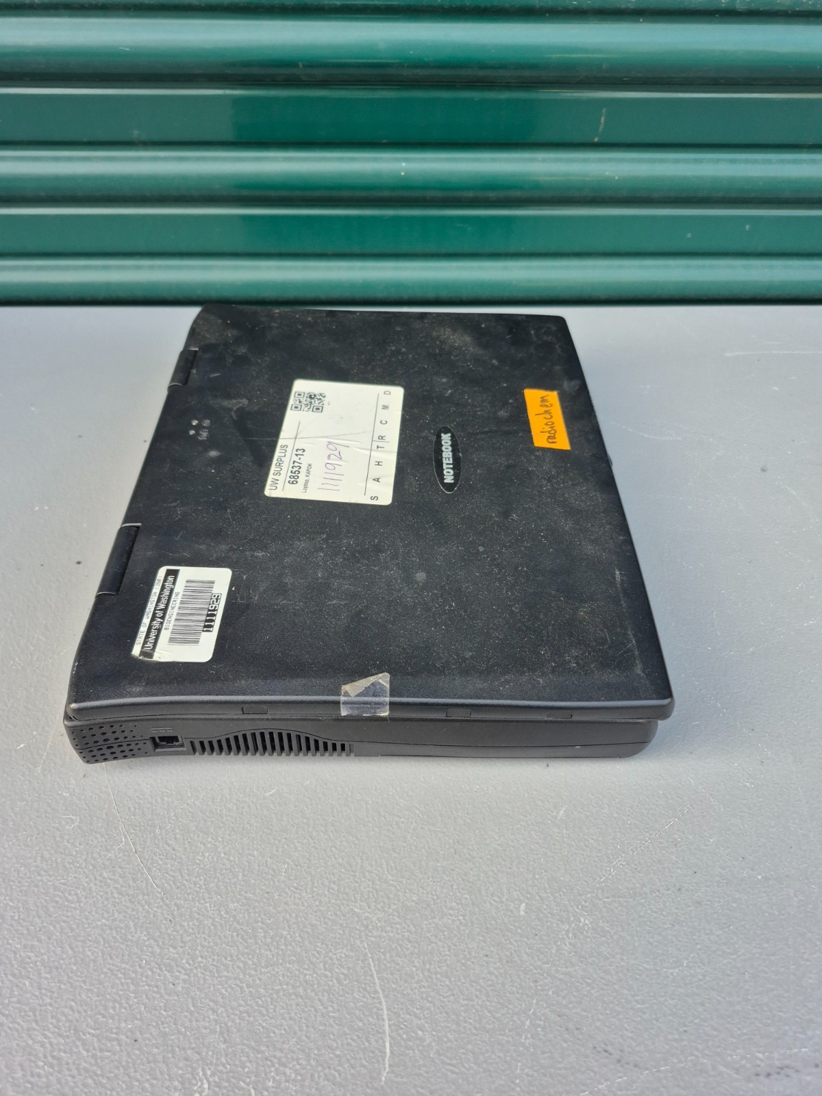 Vintage Kapok Laptop Notebook Model 1300M No Hard Drive Pentium II