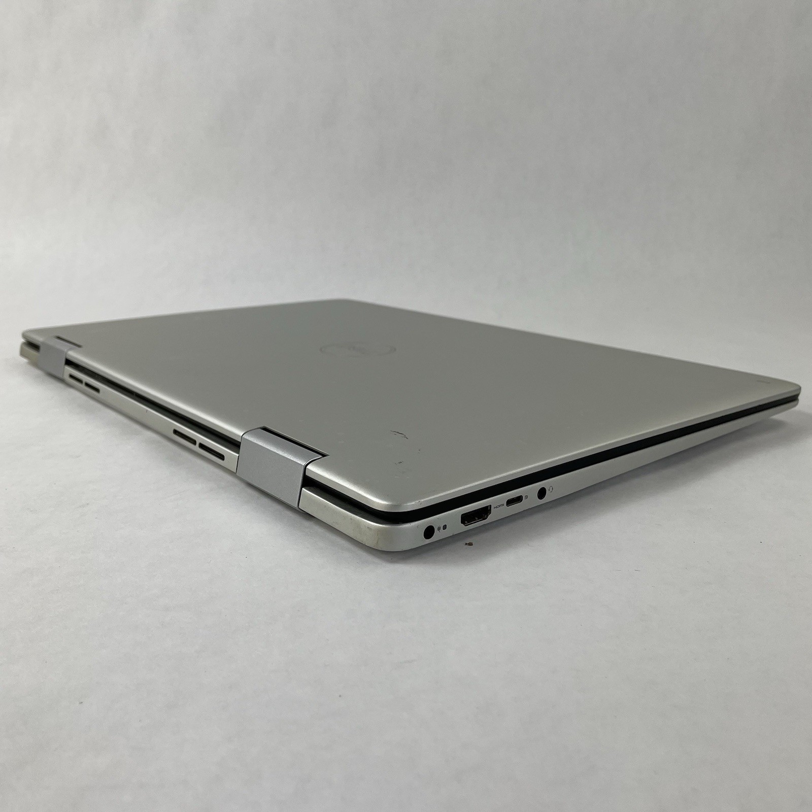 Dell Inspiron 7786 17.3″ i7-8565U 1.80 GHz 8 GB RAM No SSD/OS/AC NVDIA MX250
