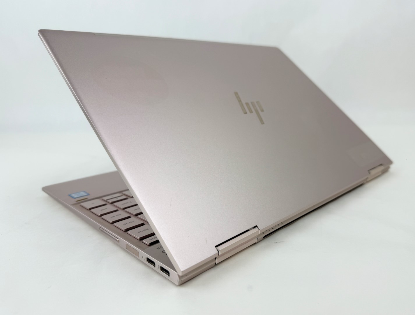 HP Spectre x360 13t-ae000 13.3″ FHD Touch i7-8850U 16GB 256GB SSD W11H 2in1