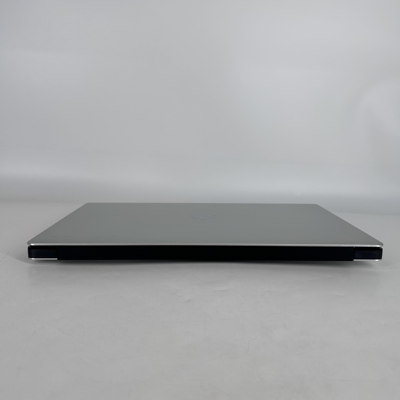 Dell XPS 15 7590 4K i7-9750H 2.60GHz 32GB 1TB SSD GTX 1650 HARD TO PRESS KEYS