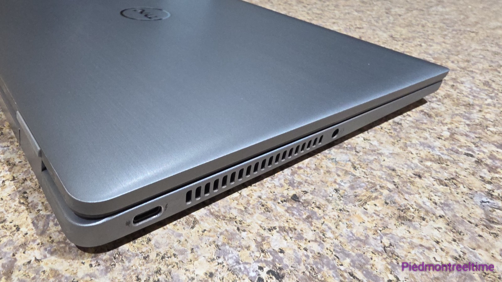 Dell Latitude 7430 14″ Touch Core i7-1265U 16GB 256GB Win 11 Pro – Fair