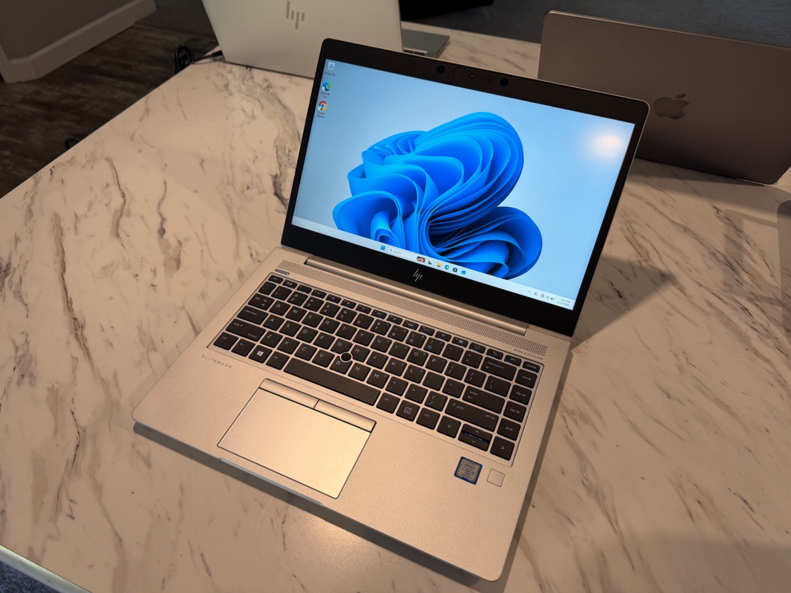 HP ELITEBOOK 840 G6 | INTEL CORE i5 8365U | 256GB SSD | 8GB RAM | WINDOWS 11 PRO