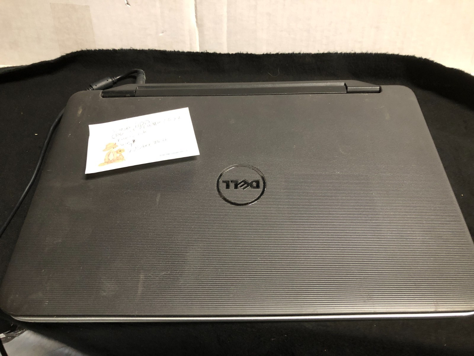 Dell Vostro 2520 15.6in 300 GB HD 2 GB RAM i3-2328M @2.3GHz win 7 no battery