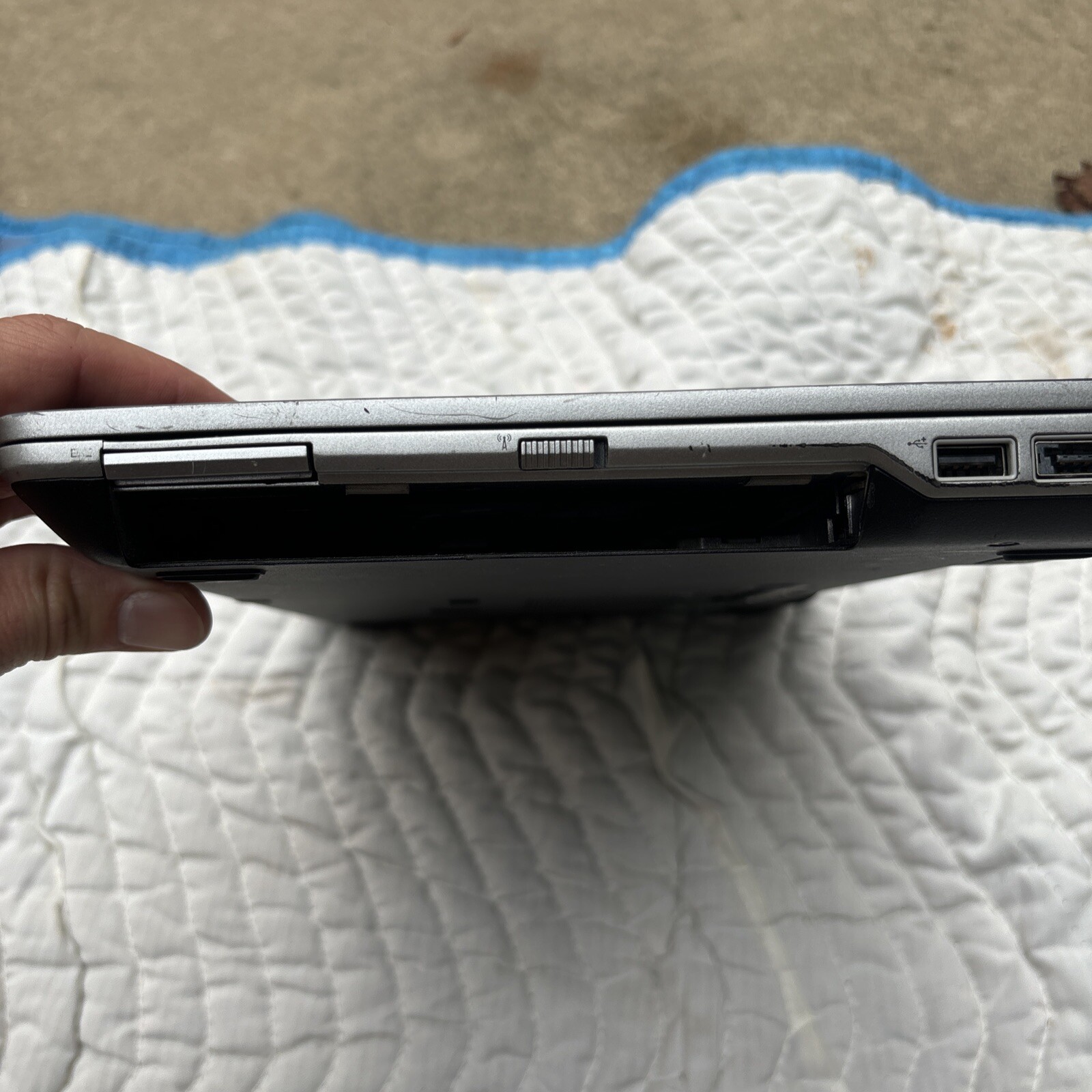 Dell Latitude E6320 13″ Laptop No SSD, No OS, FOR PARTS