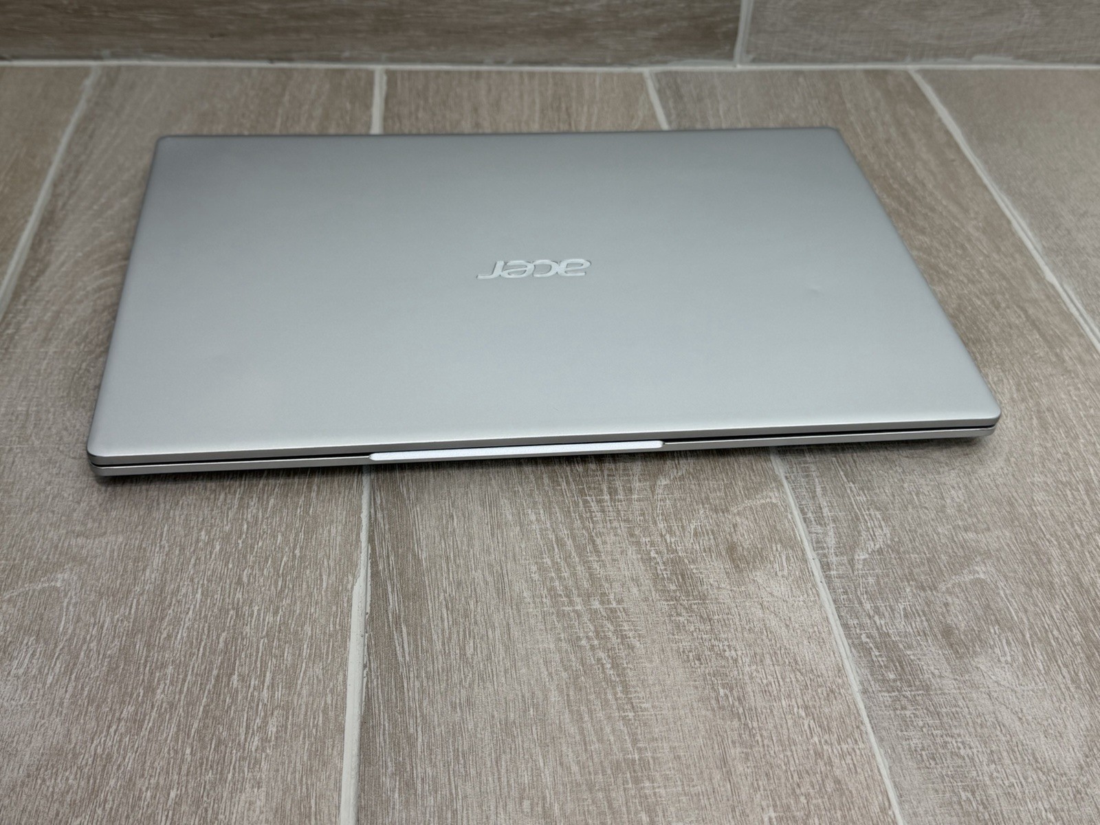 Acer Swift SF314-59 Series 14″ Laptop Core i5-1135G7 8GB RAM 256GB SSD Win-11