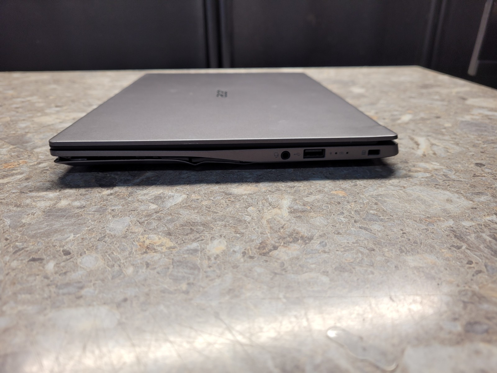 Acer Swift 3 SF314-57 14″ Laptop Intel i5 10th, 8GB RAM WONT BOOT AS IS DAMAGED