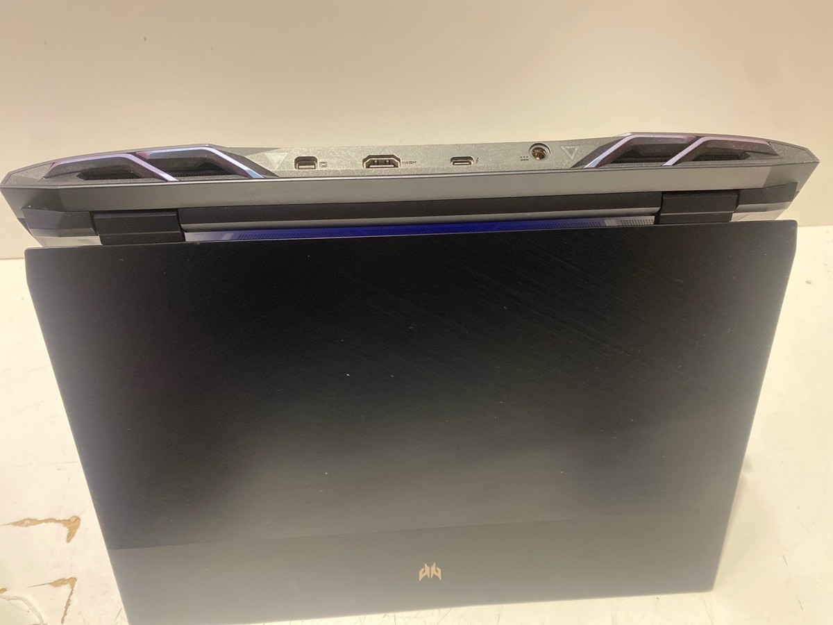 ACER PREDATOR HELIOS 300 PH315-55-70ZV GAMING LAPTOP (P22018895)