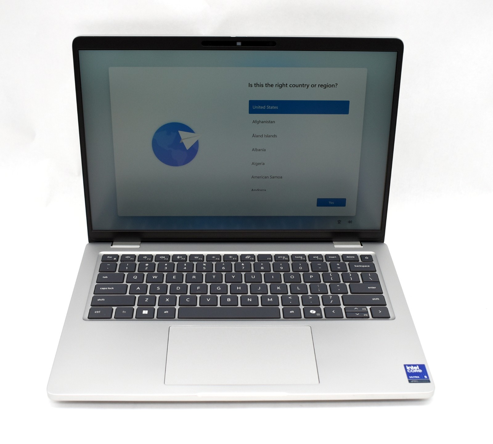 Dell Pro Plus PB14250 14″ FHD+ ULTRA 5 235U 16GB Ram 256GB SSD W11P Warranty