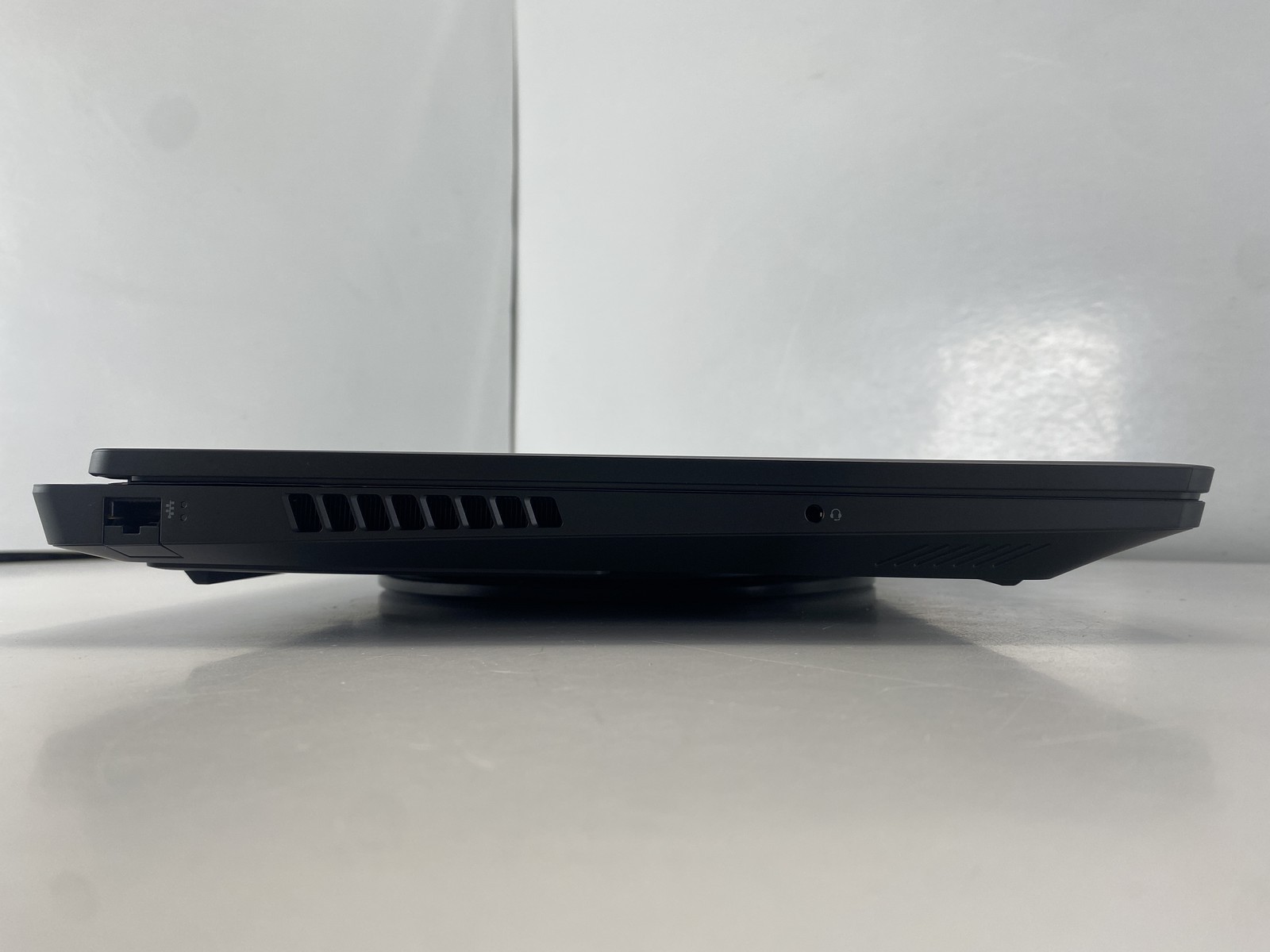 HP Laptop Omen Gaming 17-DB1095CL 17″ AMD Ryzen AI 9 365 1TB RTX 5060