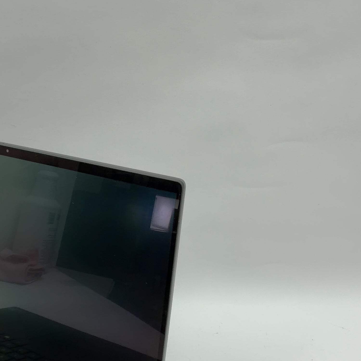 Dell Precision 5690 16″ Core Ultra 7 165H 3.8GHz 64GB RAM 1TB SSD RTX 4090