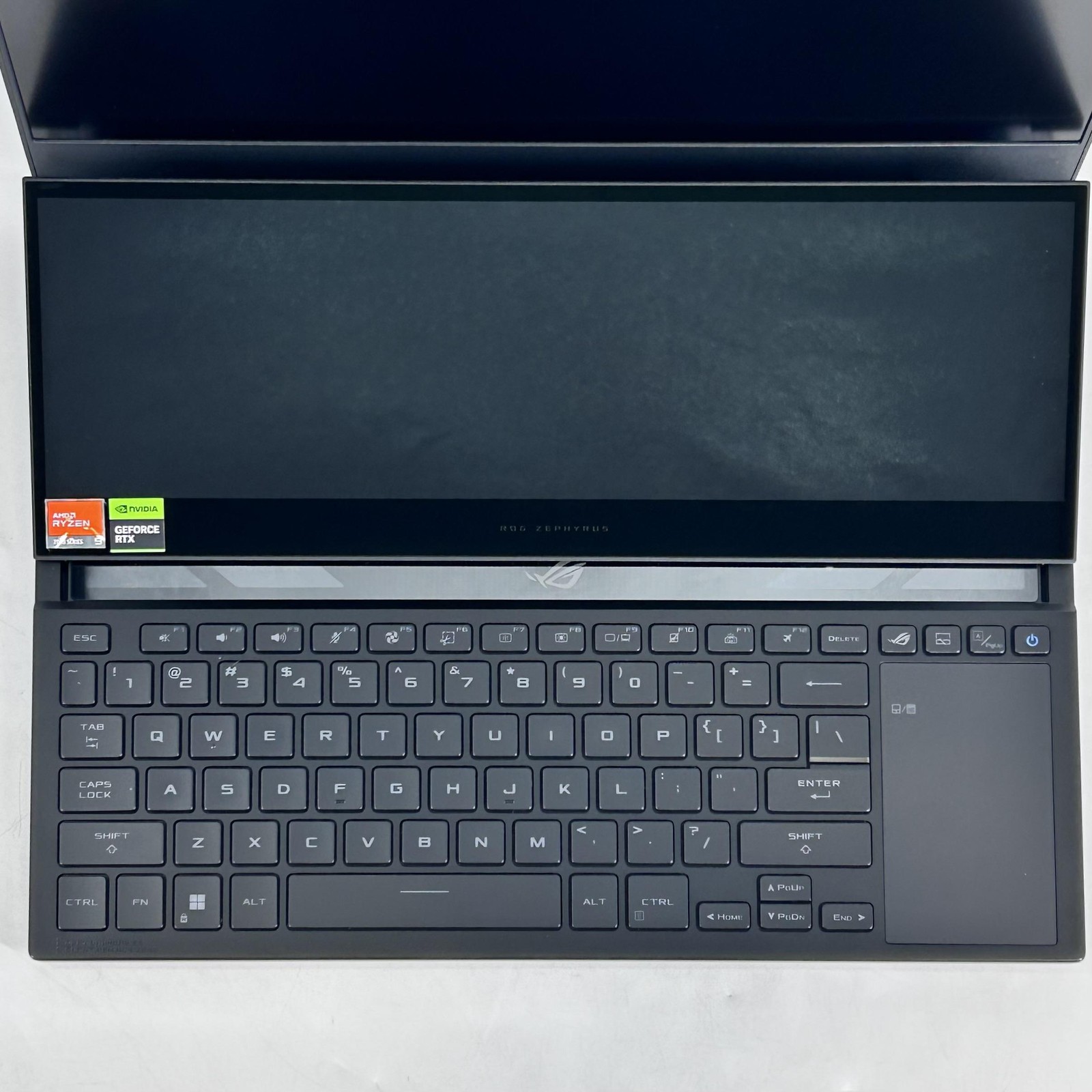 Asus ROG Zephyrus Duo 16 QHD+ TOUCH Ryzen 9 7945HX 64GB 2TB RTX 4090-TINTED LCD