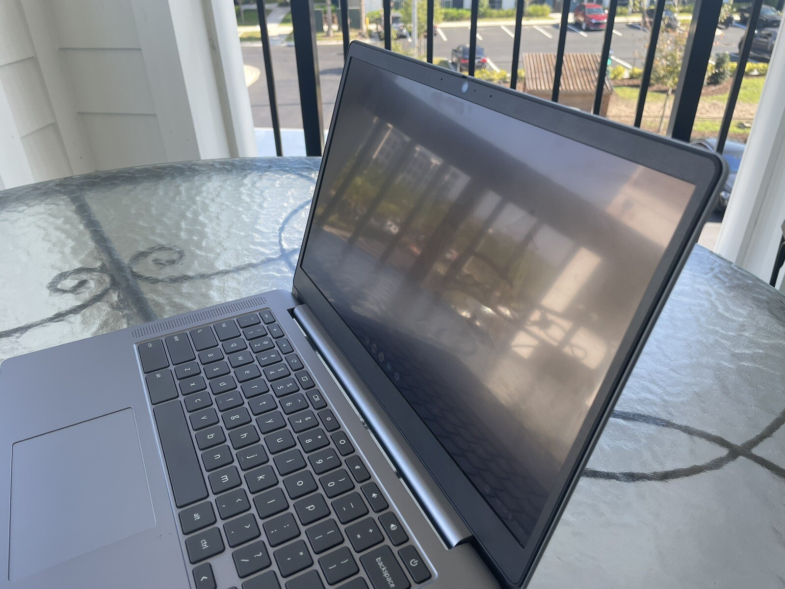 Lenovo Chromebook 3 • 14-inch • Touchscreen FullHD (1920×1080) • MediaTek™ 8183