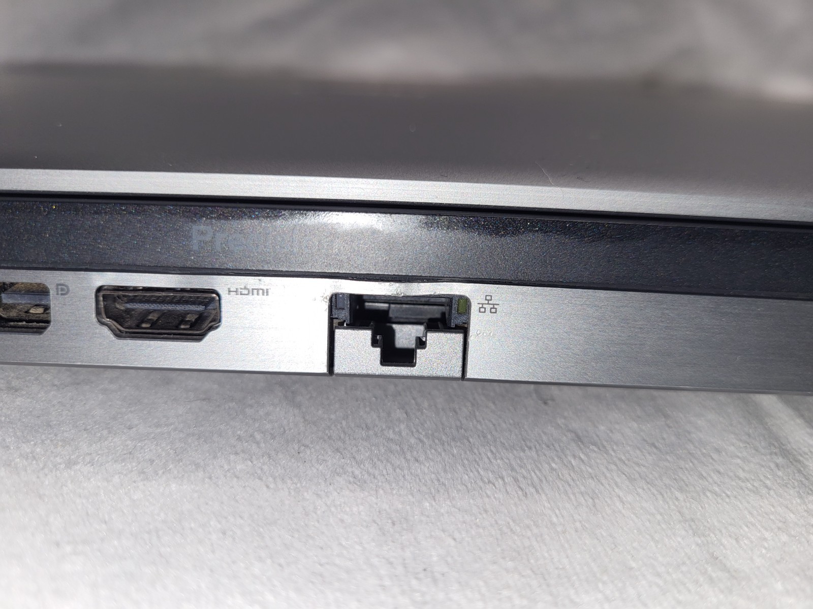 Dell Precision 7750 i7 10850H 2.70GHz 16GB 256 SSD Quadro RTX 5000 w/Win 11