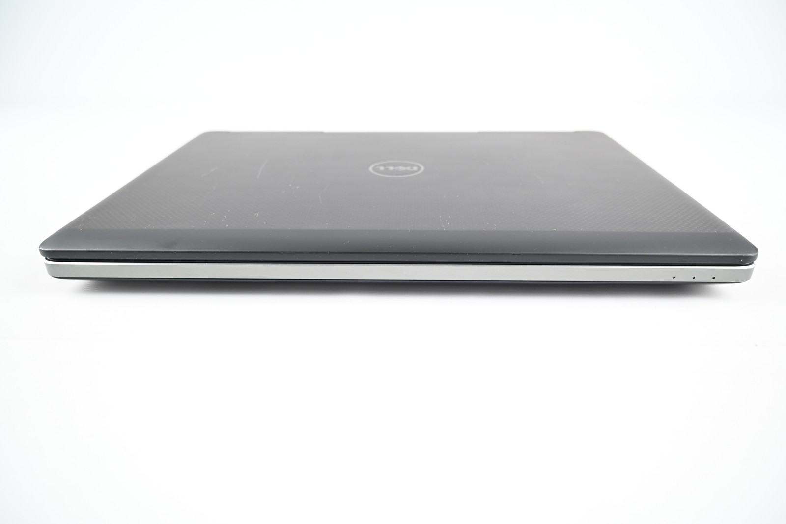 Dell Precision 7520 Laptop Quadro M2200 Xeon E3-1535Mv6 8GB 256GB M.2 W11P