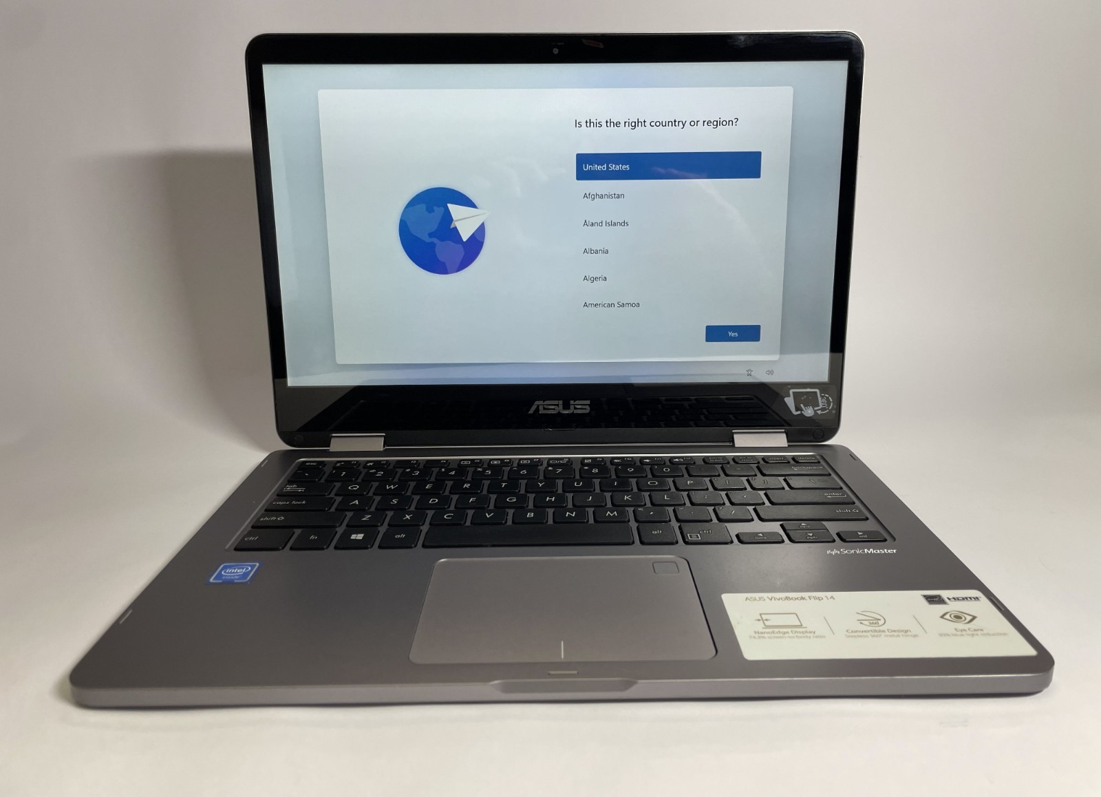 Asus VivoBook Flip 14 J401M Celeron N4000 1.10GHz 4GB, 64GB Convertible 2-in-1