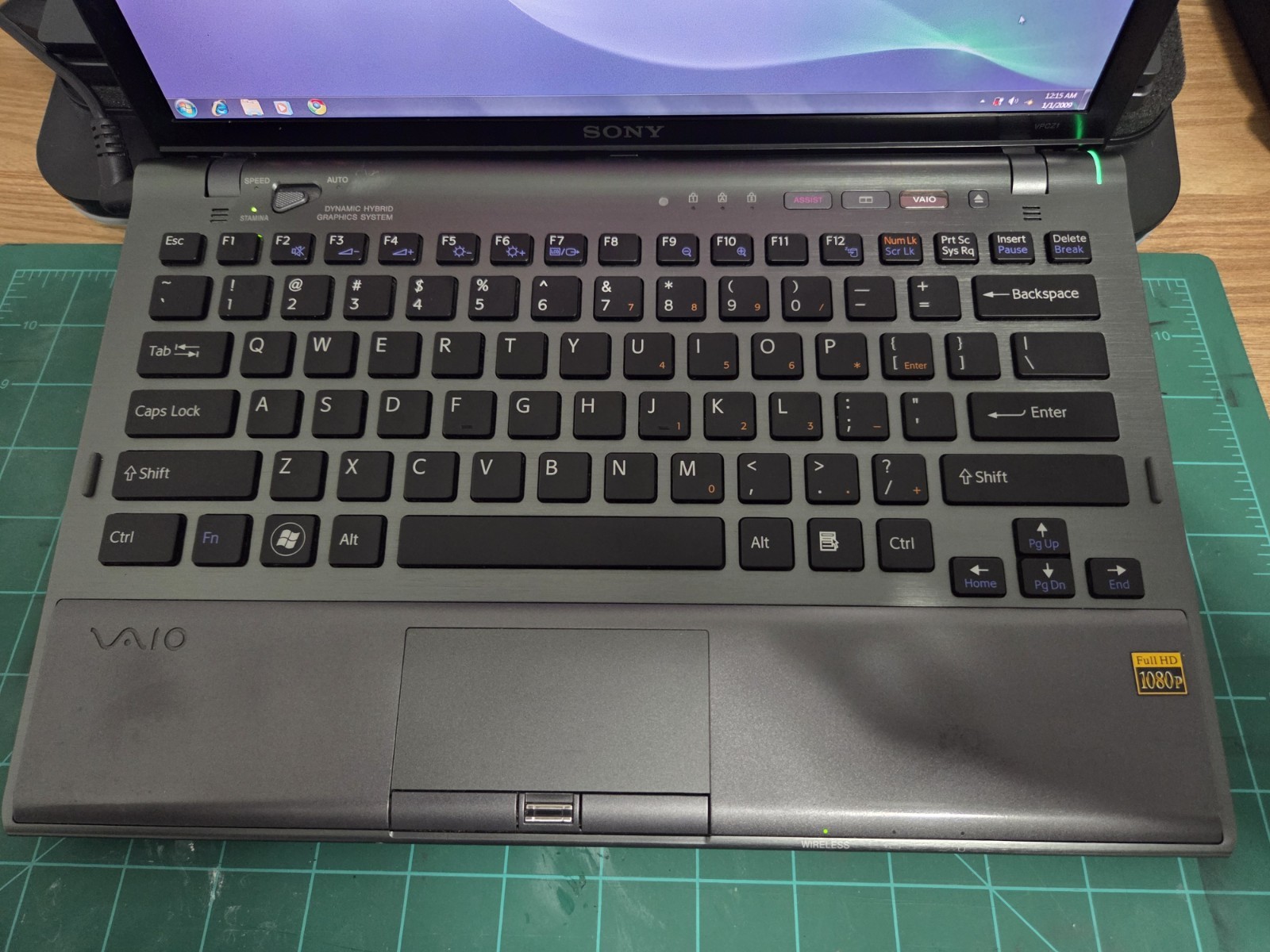 Sony Vaio VPCZ1290X Laptop Working Clean Repasted Win 7 Good Battery