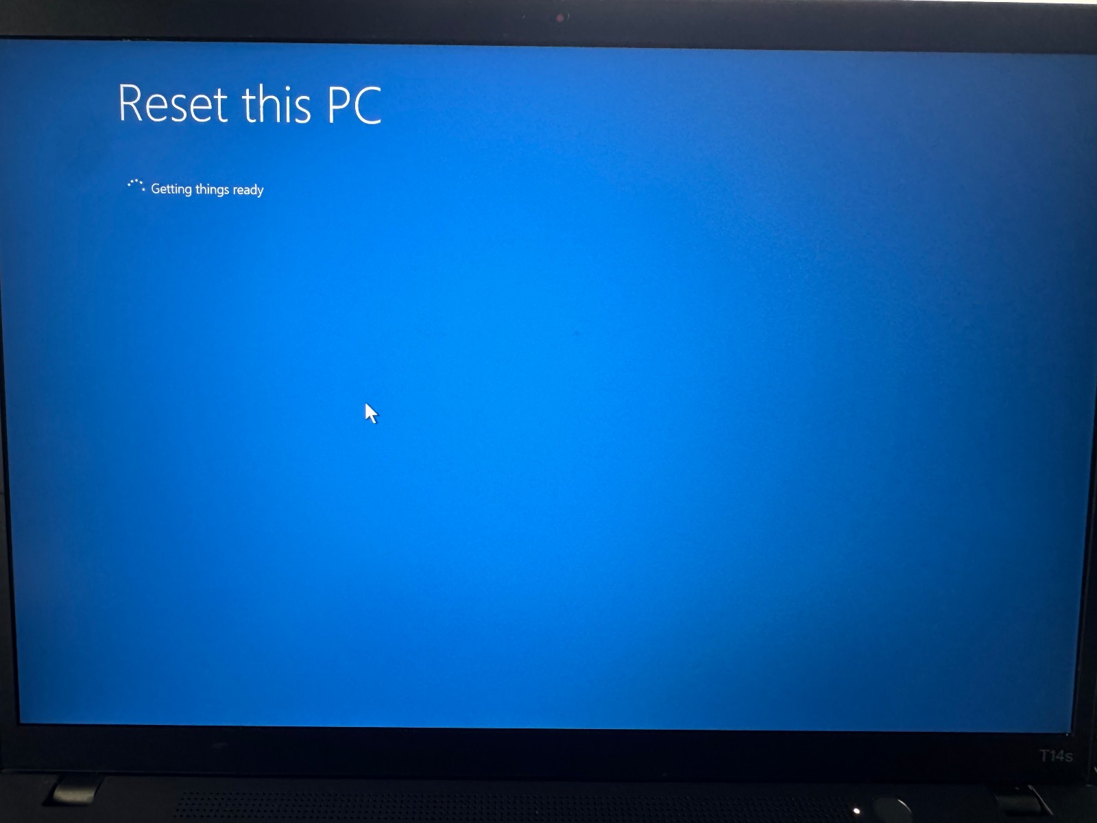 Lenovo Thinkpad T14s Gen3 8gb ram 256GB drive. Ryzen 5 Pro 6650U