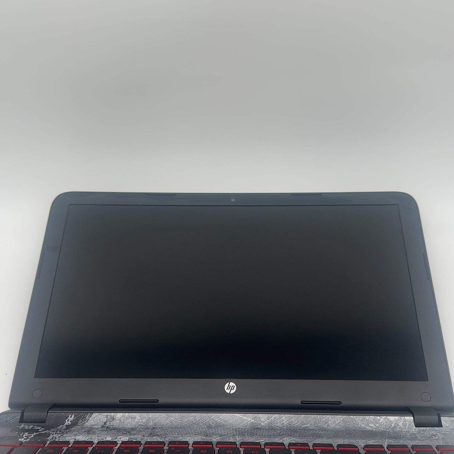 HP NoteBook 15-AN050NR 15.6″ i5-6200U 2.3GHz 6GB RAM 1TB HDD