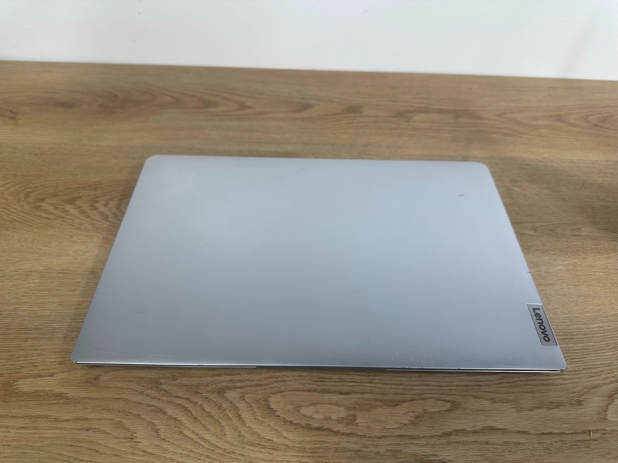 Lenovo IdeaPad 1 15ALC7 Ryzen 7 5700U, 16GB DDR4 AMD, Radeon Graphics 512GB SSD