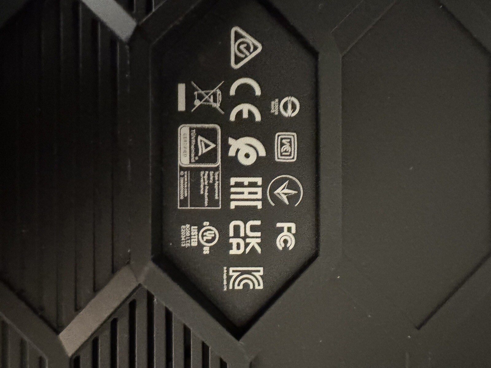 MSI GE76 Raider 17.3″ 360Hz FHD Display, Intel Core i9-11980HK