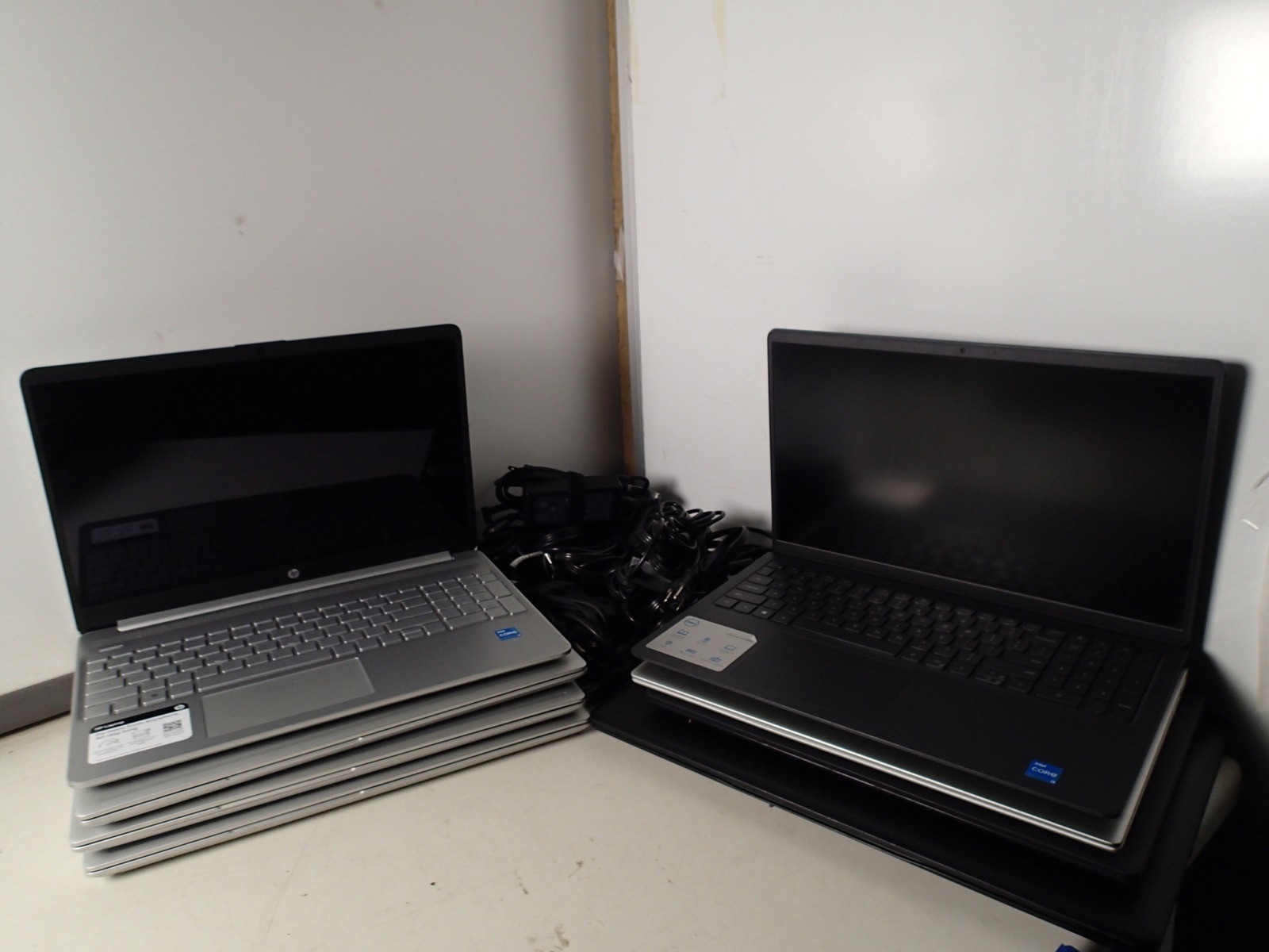 i3 10th-12th Gen Mixed Lot of x8. Tested and loaded Windows 11 adapters included