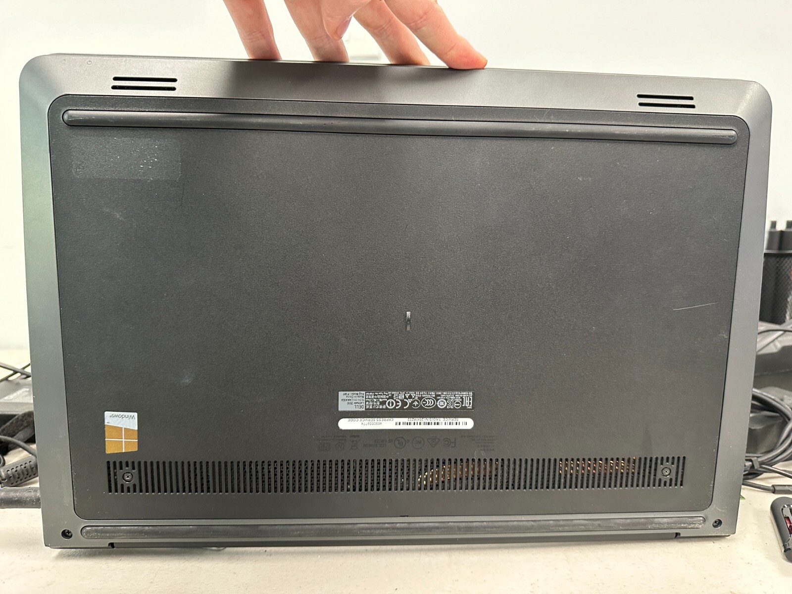 Dell Latitude E3550 Celeron 3250U@1.5GHz, 4GB RAM, 500GB SSD, NO AC #04