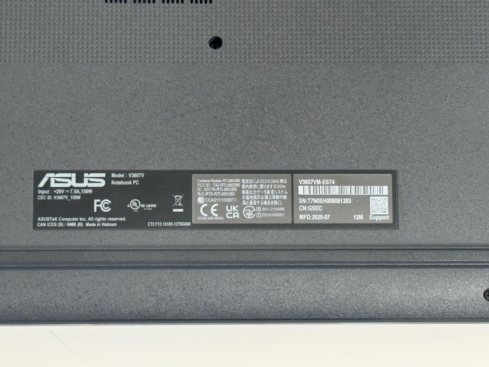 Asus V16 V3607VM 16″ FHD+ 144Hz 2.5 GHz Core 7 240H 16GB 1TB SSD RTX 5060