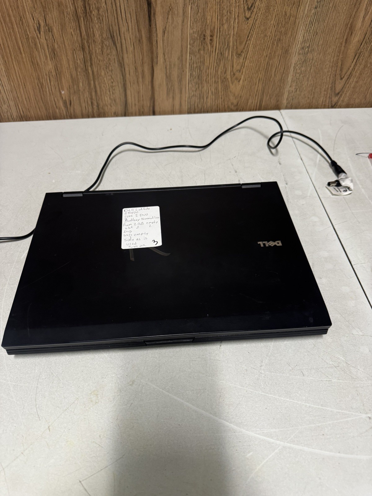 Dell Latitude E5400 14” Core 2 Duo 2GB Laptop No HDD No Charger AS-IS