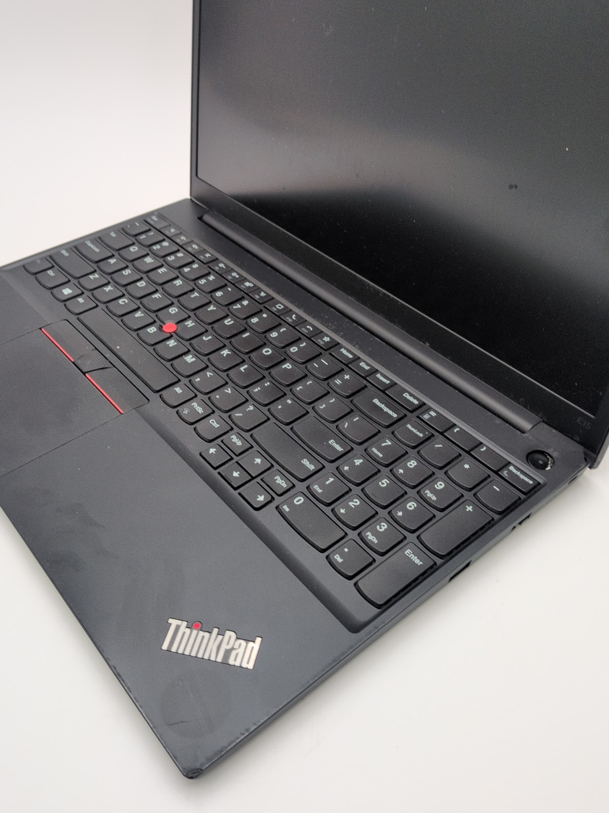 Lenovo ThinkPad E15 Gen 2 15.6″ i5-1135G7 16GB RAM 256GB Win 11 Pro Grade C