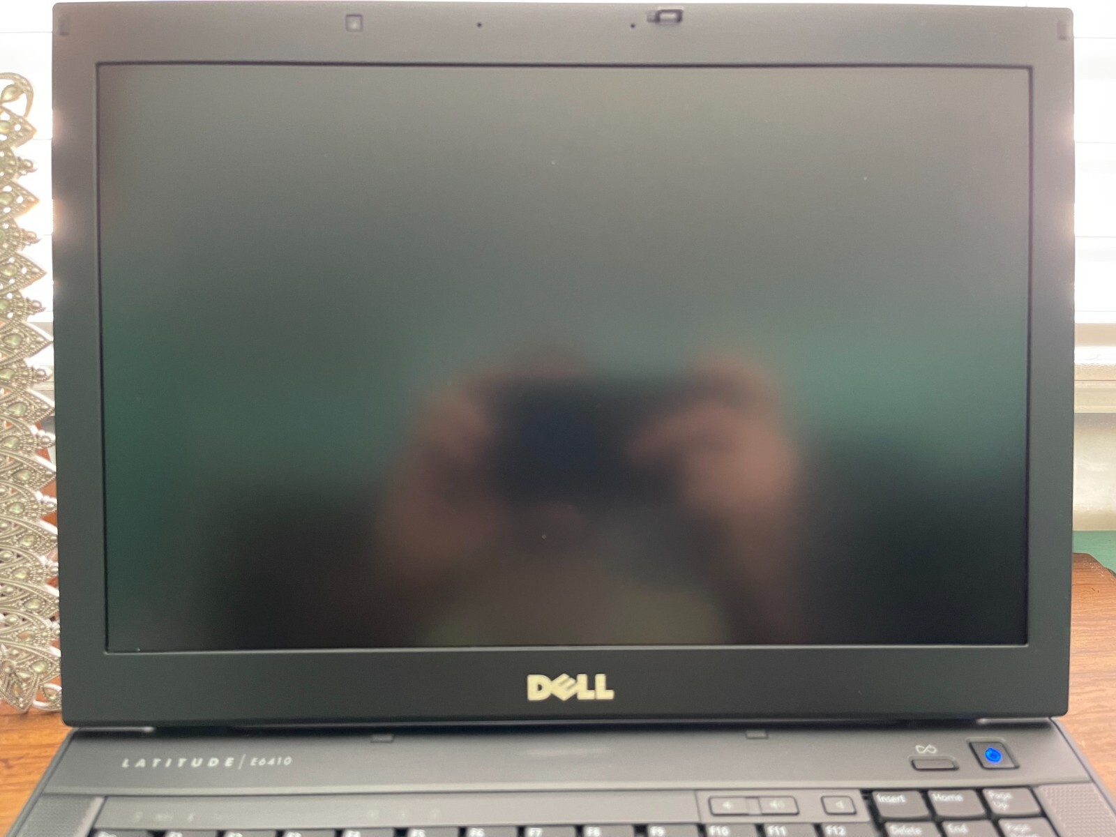 Dell latitude E6410 i3 CPU 181GB SSD 8GB RAM Win7 Home Premium. DESCRIPTION