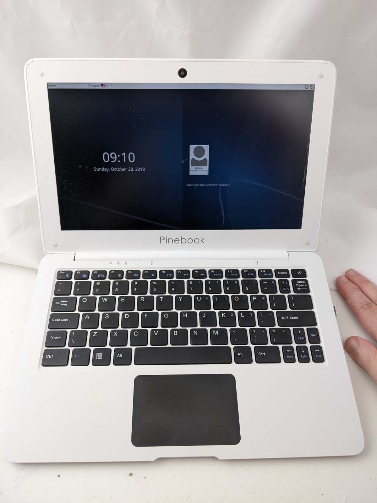 PINE64 Pinebook A64 ARM Linux Laptop Boots Login microSD Tested No Charger As-Is