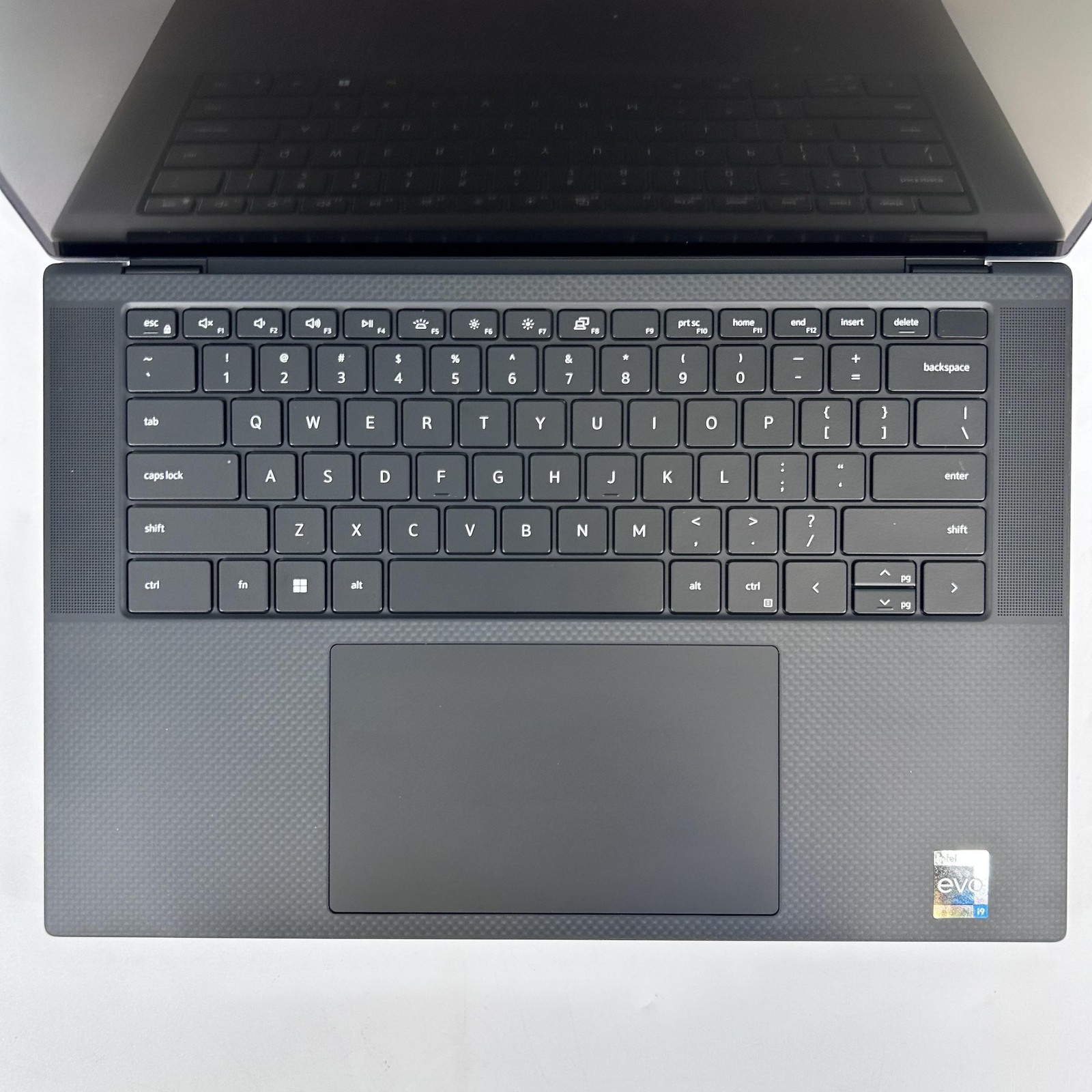 Dell XPS 15 9530 3.5K TOUCH 2.6GHz i9-13900H 32GB 2TB RTX 4070 – CHIPPED SCREEN