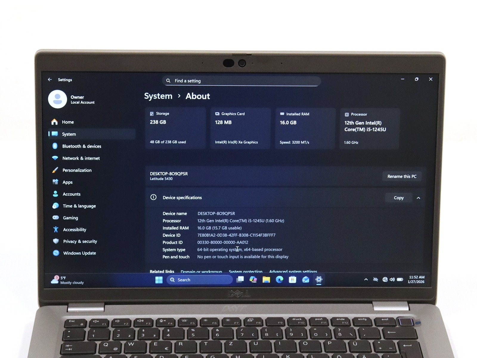 Dell Latitude 5430 14.0″ Intel i5-1245U 16GB 256GB NVMe W11P – German Keyboard