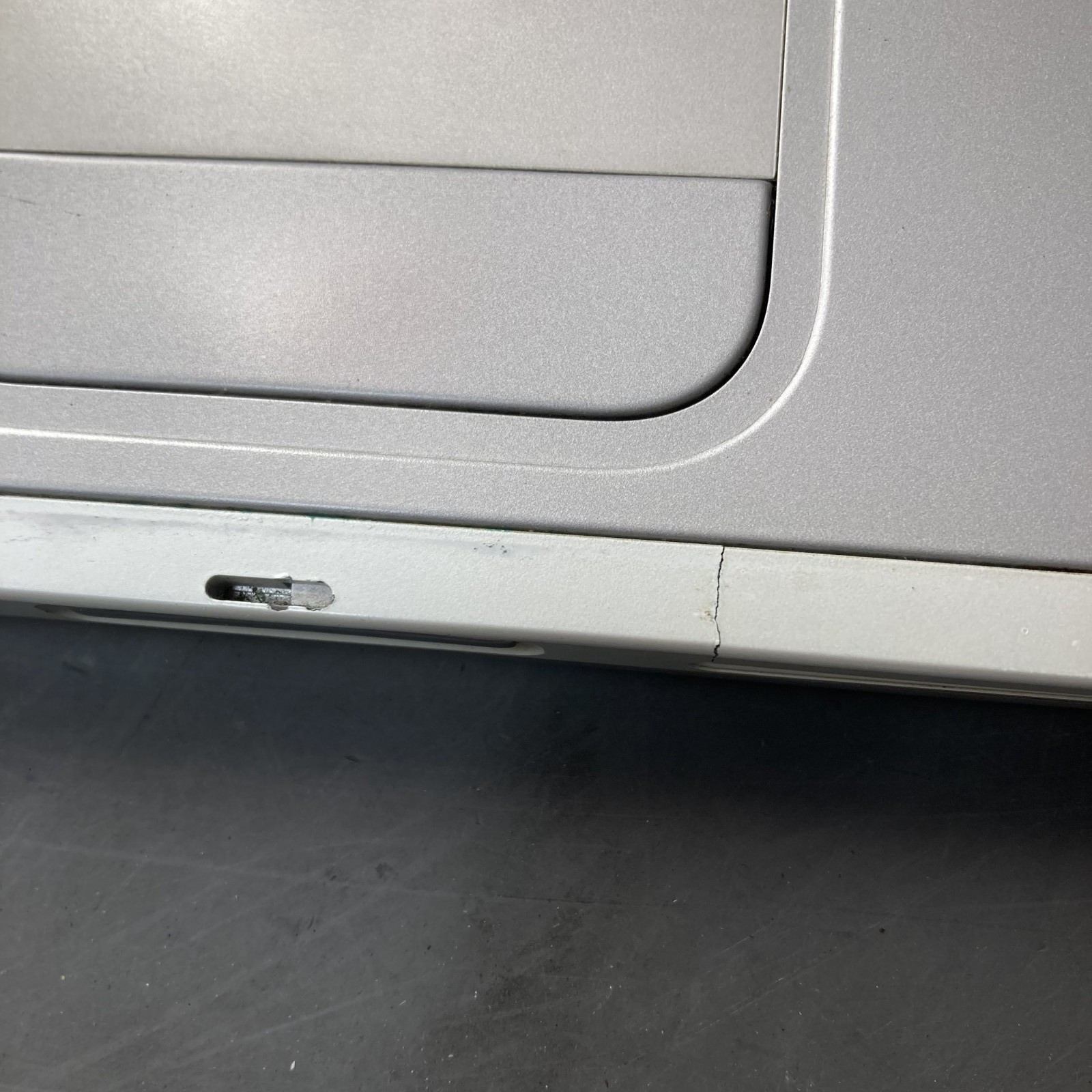 Vintage Apple PowerBook G4 Titanium M5884 Screen Issues Mac OS X 10.4