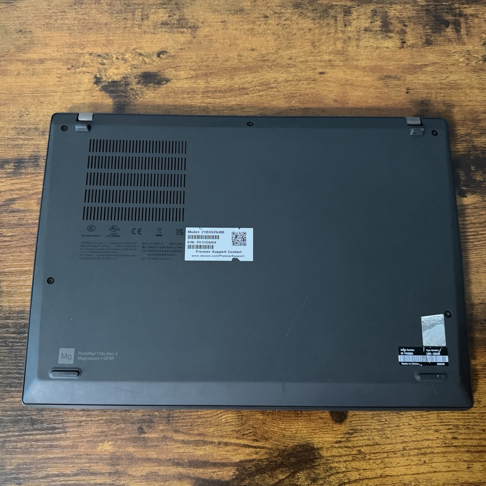 Lenovo Thinkpad T14s Gen 3 16GB DDR5 512GB NVMe i5-1245U 400nit 100% sRGB Win 11