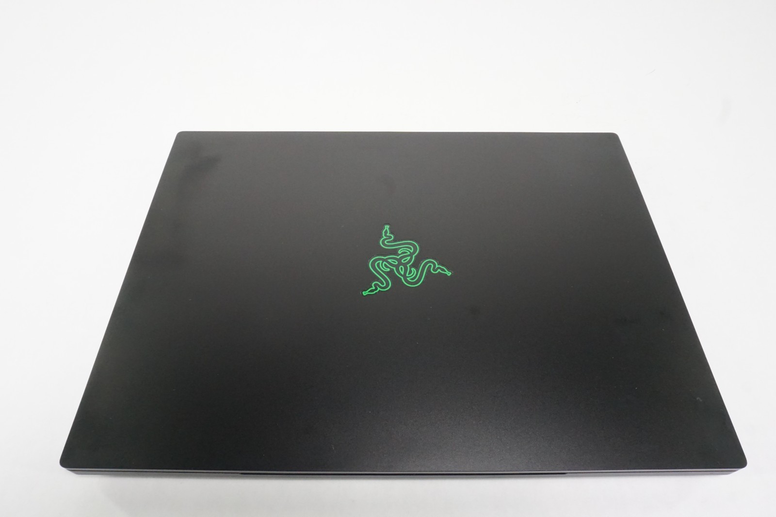 AS IS Razer Blade 14 240Hz AMD Ryzen 9 7940HS 16GB RAM 1TB SSD RTX 4060 READ!