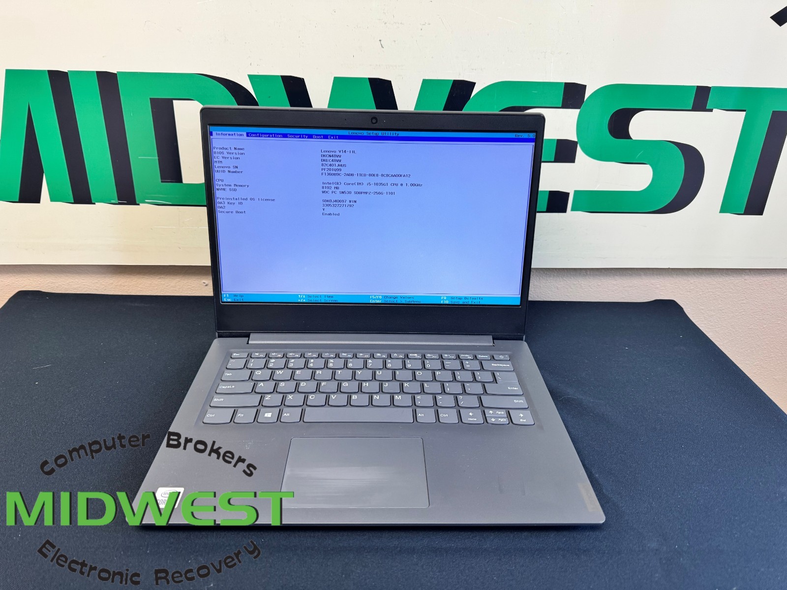 Lenovo V14-IIL i5-1035G1 1.0GHz 8GB 256GB SSD