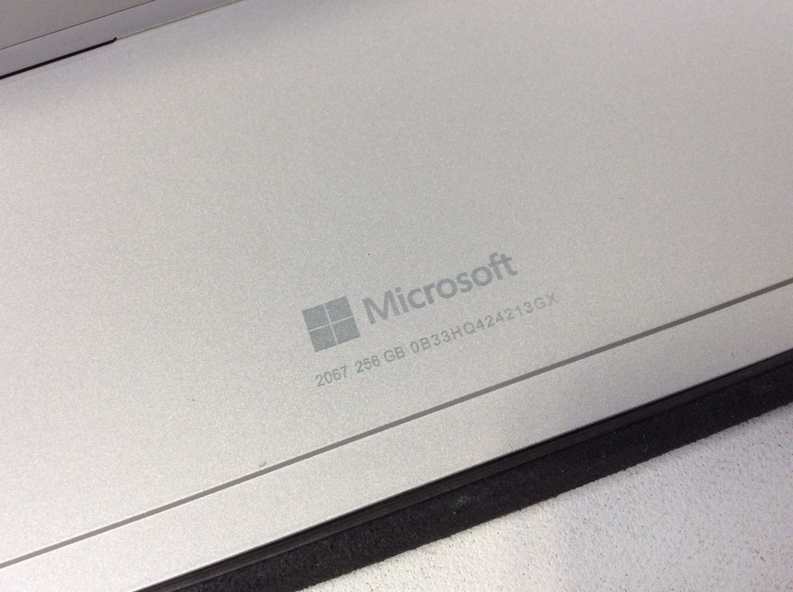 Microsoft Surface Go 4 2067 Tablet Intel N200 8GB RAM 255GB Touch Batt Cap 85%+^