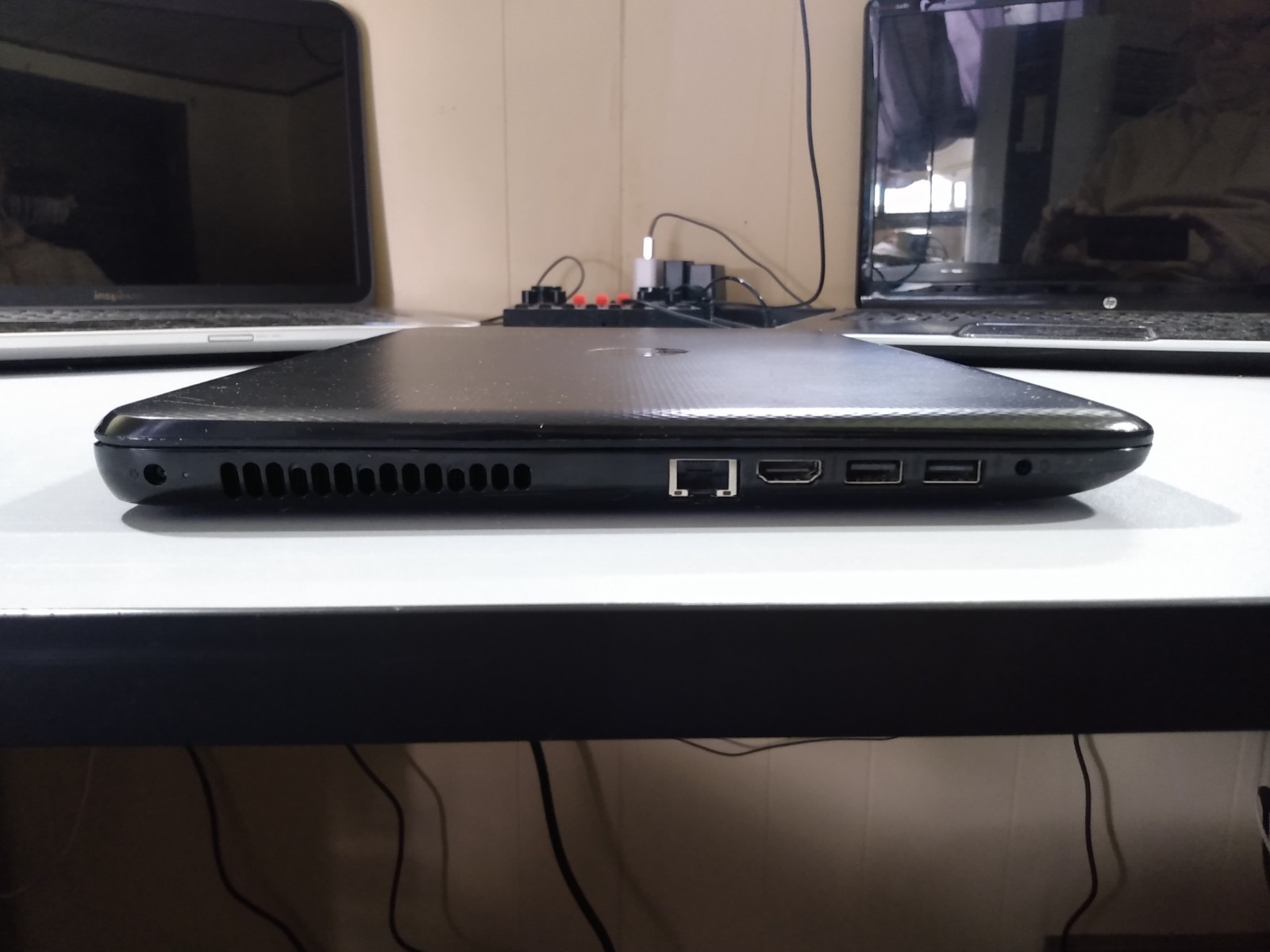 Hp 15-AF141dx laptop windows 10