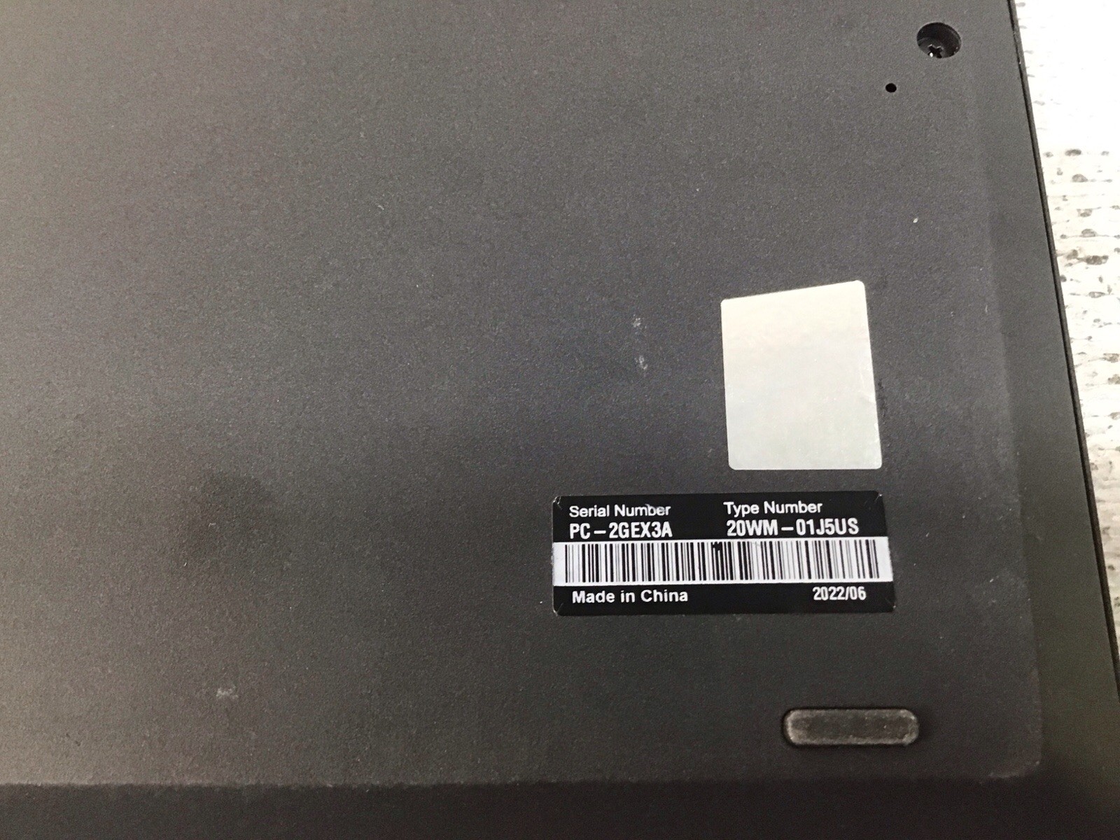 Lenovo ThinkPad T14s Gen 2i i7-1165G7 16GB RAM 512GB SSD READ DESCRIPTION